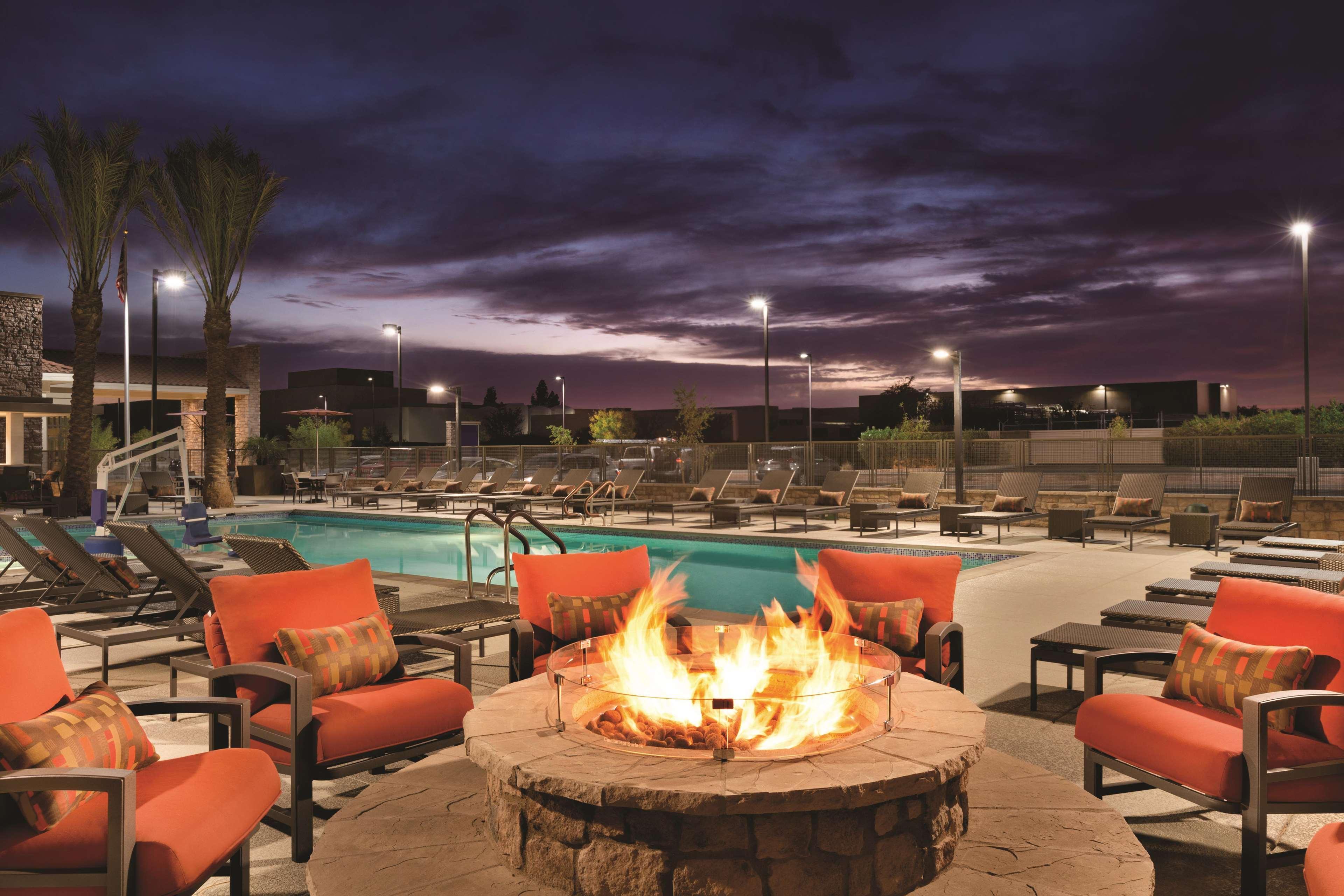 Hyatt Regency Phoenix Downtown - No Destination Fees Экстерьер фото