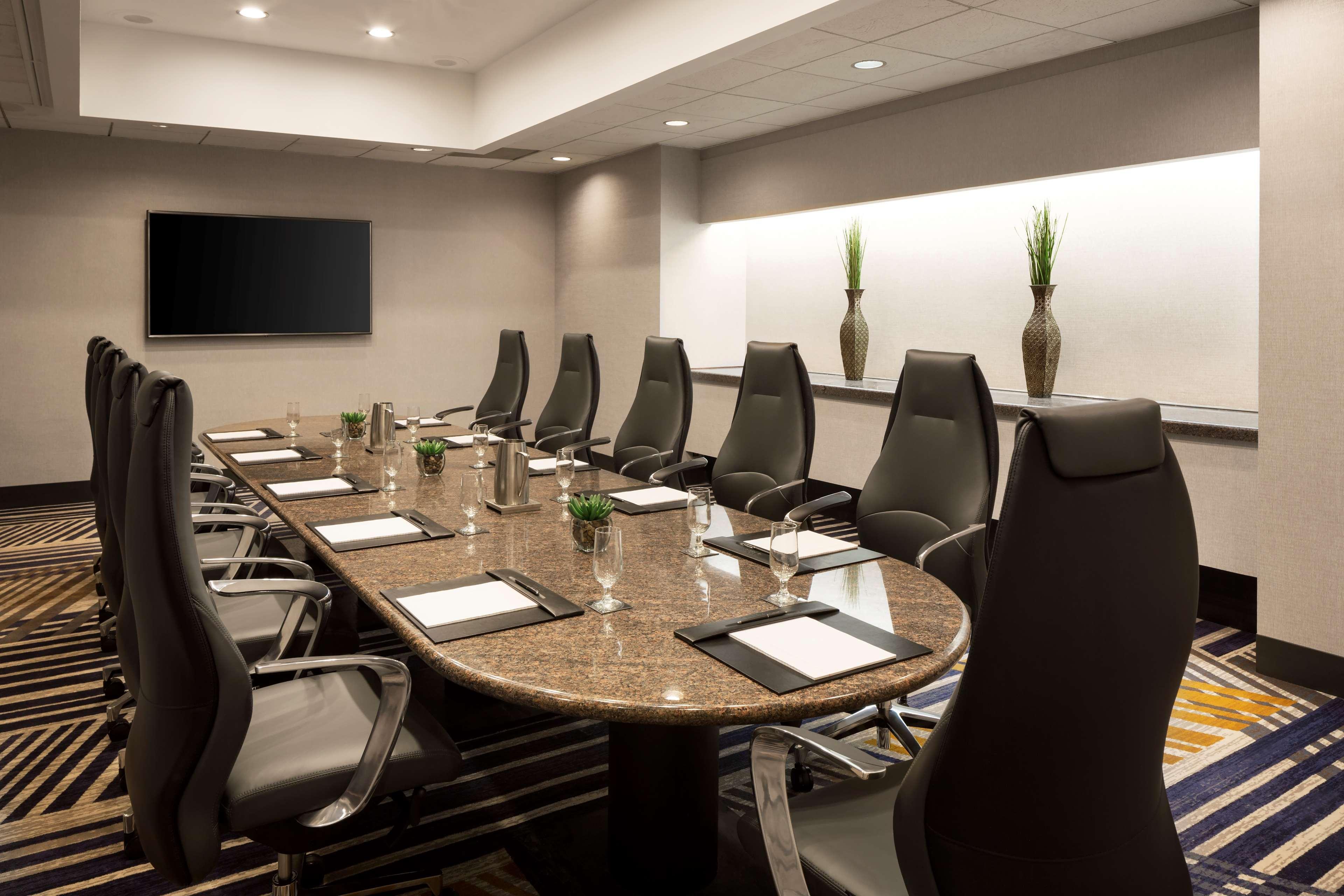Hyatt Regency Phoenix Downtown - No Destination Fees Экстерьер фото