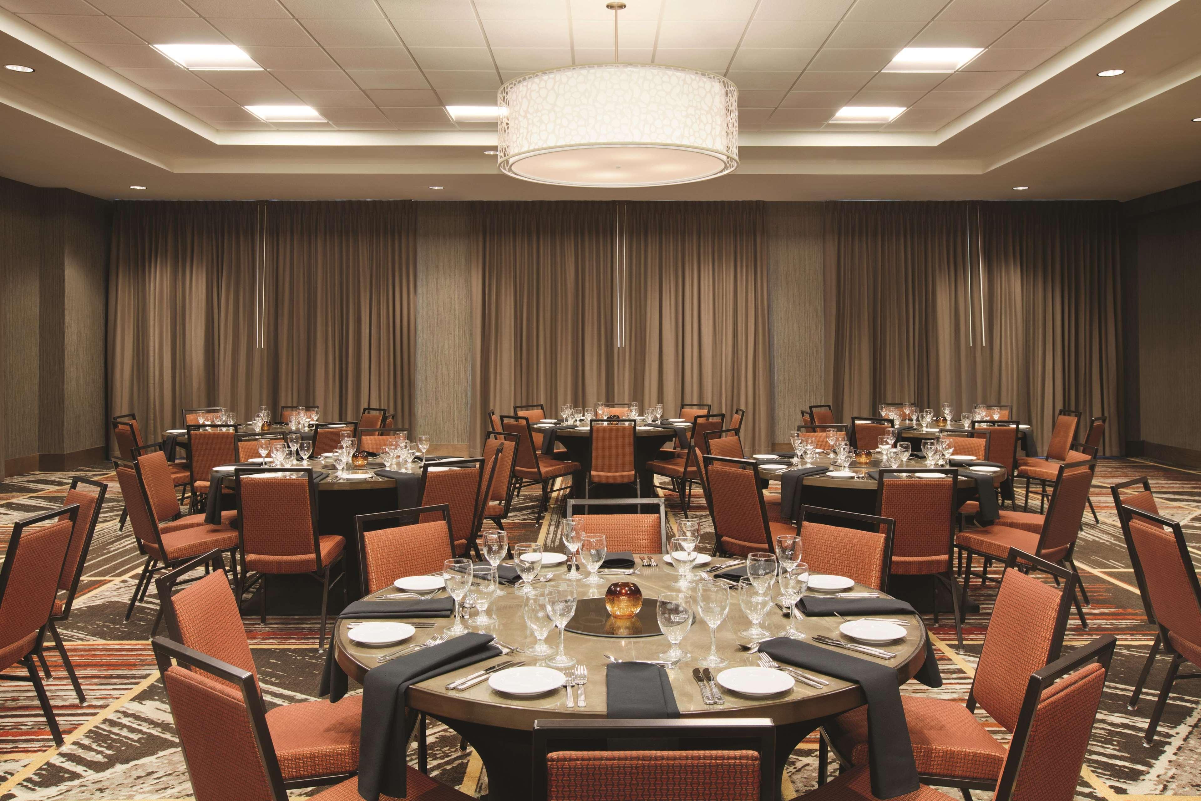 Hyatt Regency Phoenix Downtown - No Destination Fees Экстерьер фото