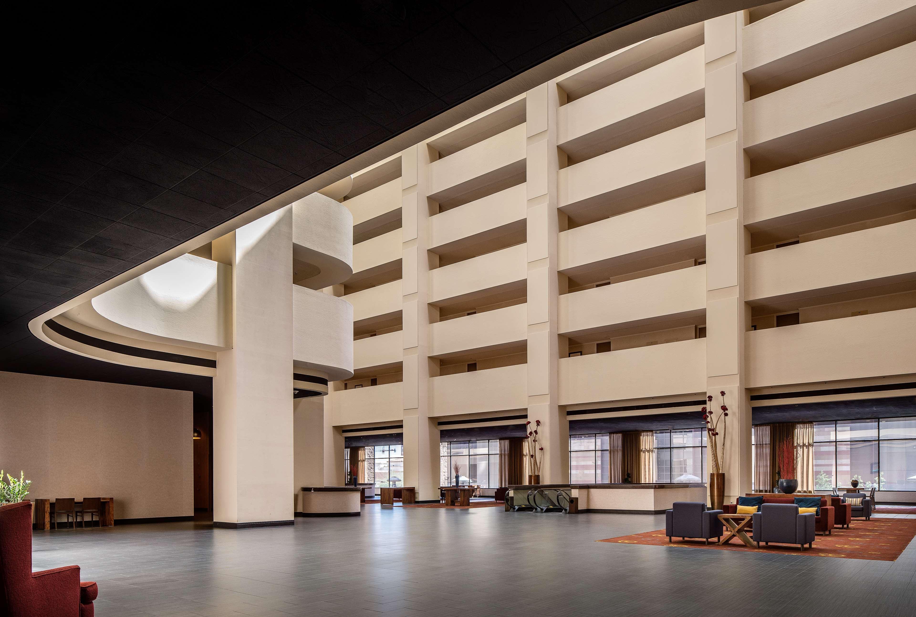 Hyatt Regency Phoenix Downtown - No Destination Fees Экстерьер фото