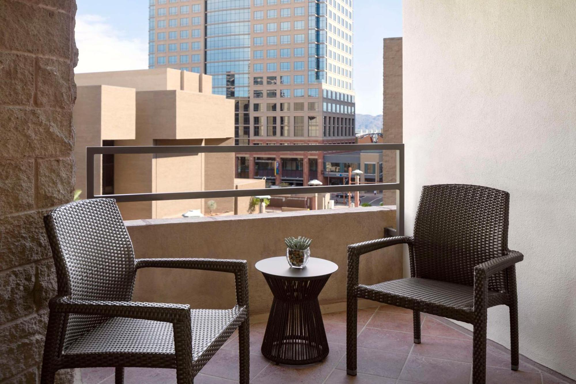 Hyatt Regency Phoenix Downtown - No Destination Fees Экстерьер фото