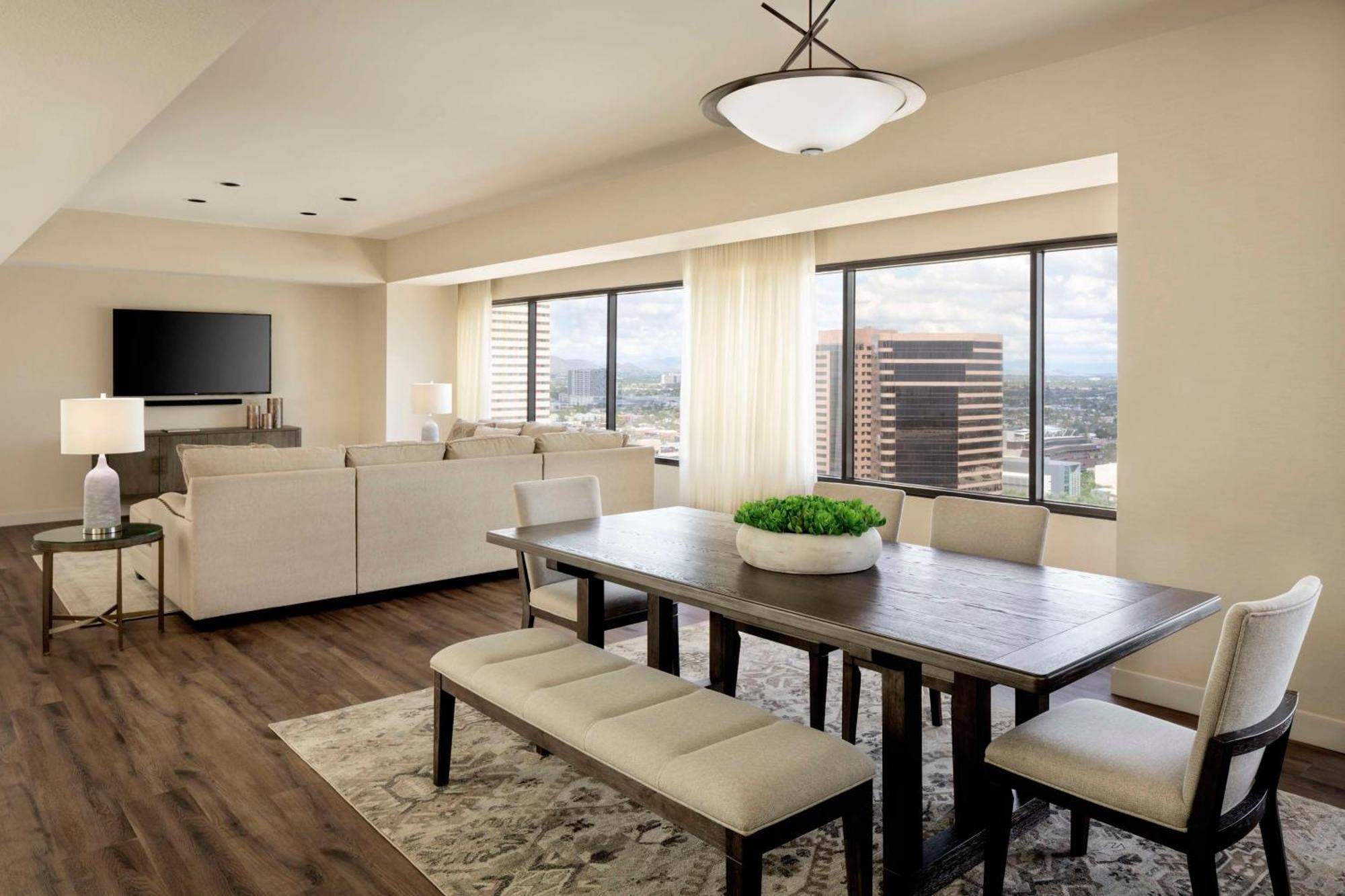 Hyatt Regency Phoenix Downtown - No Destination Fees Экстерьер фото