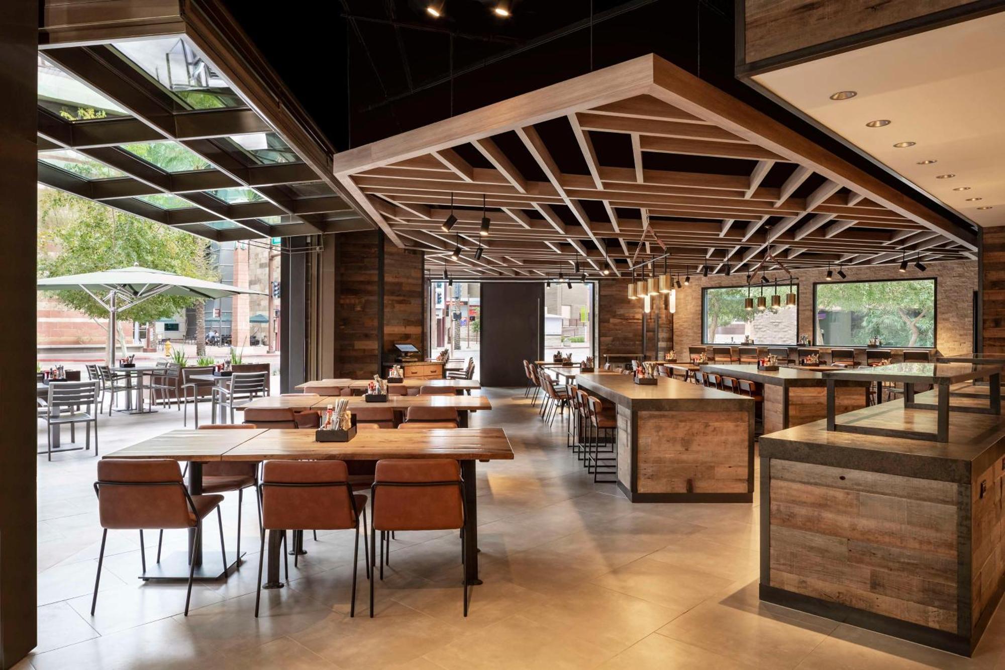 Hyatt Regency Phoenix Downtown - No Destination Fees Экстерьер фото