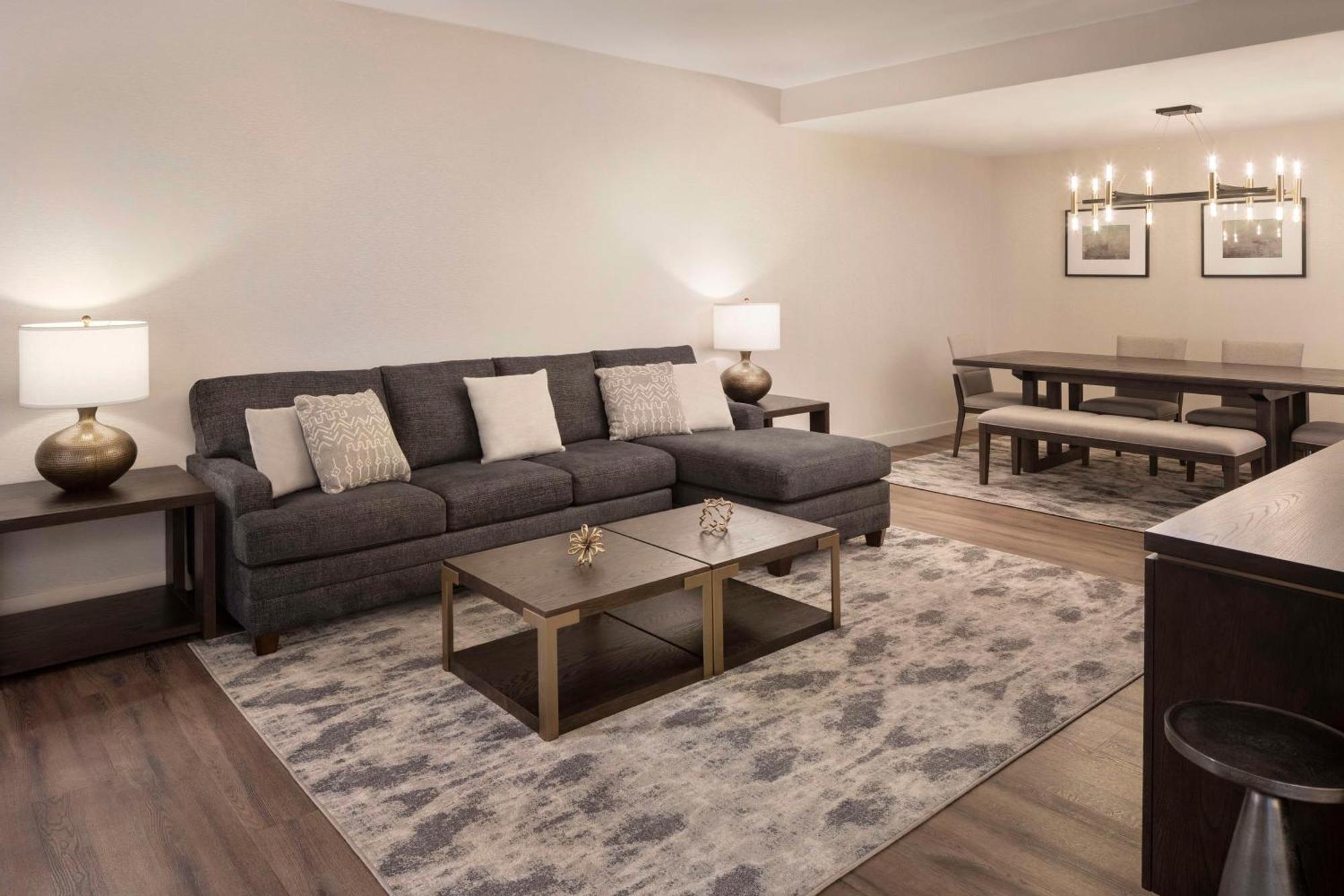 Hyatt Regency Phoenix Downtown - No Destination Fees Экстерьер фото
