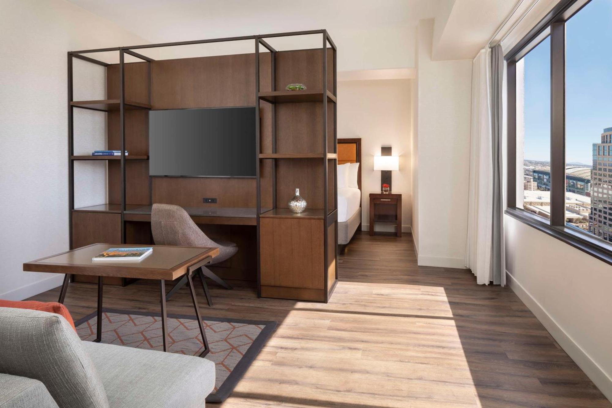 Hyatt Regency Phoenix Downtown - No Destination Fees Экстерьер фото
